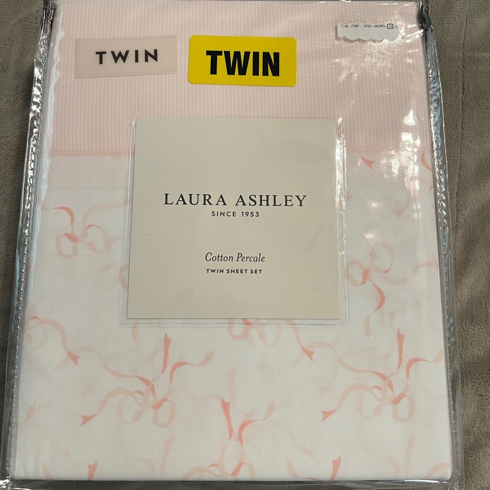 Laura Ashley Cotton Percale Twin Sheet Set - Pink and White